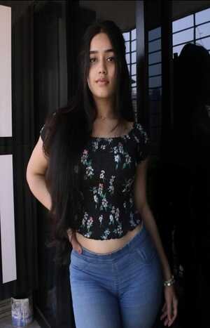 call girl service in Udaipur